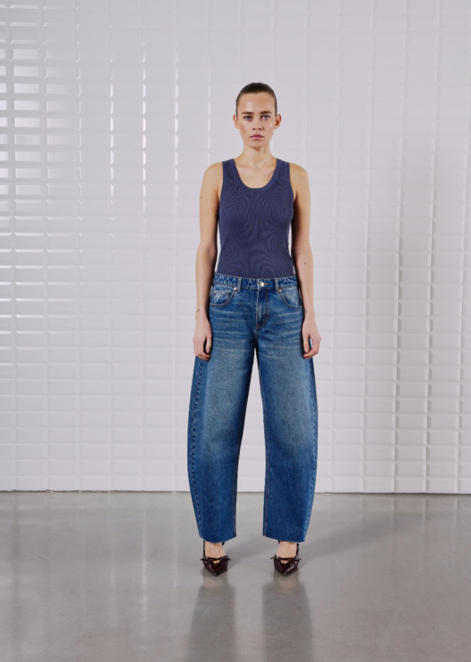 WBLPEYTON MW BARREL LEG JEANS