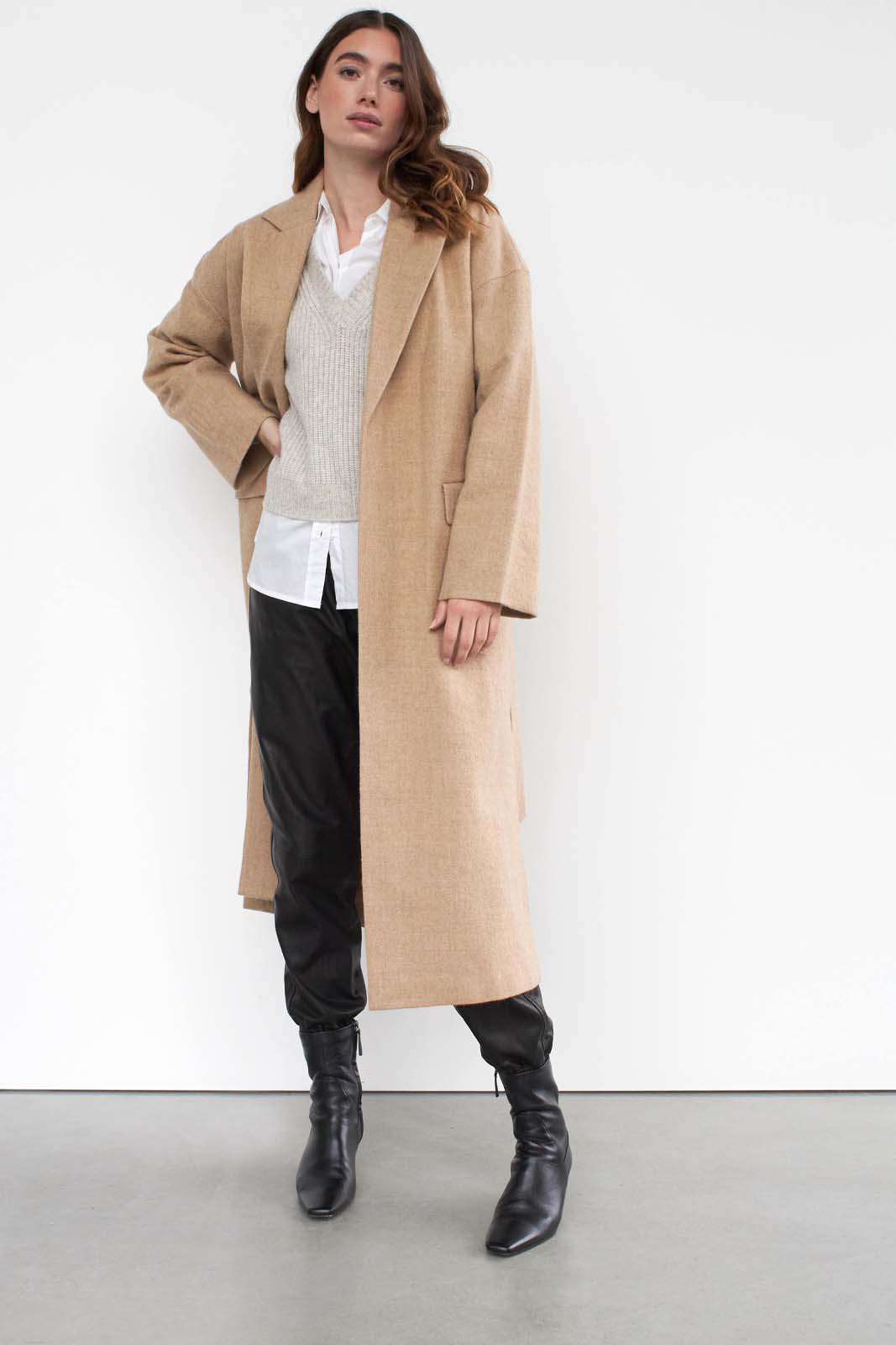 SCANDINAVIAN WARDROBE NOVEMBER #4