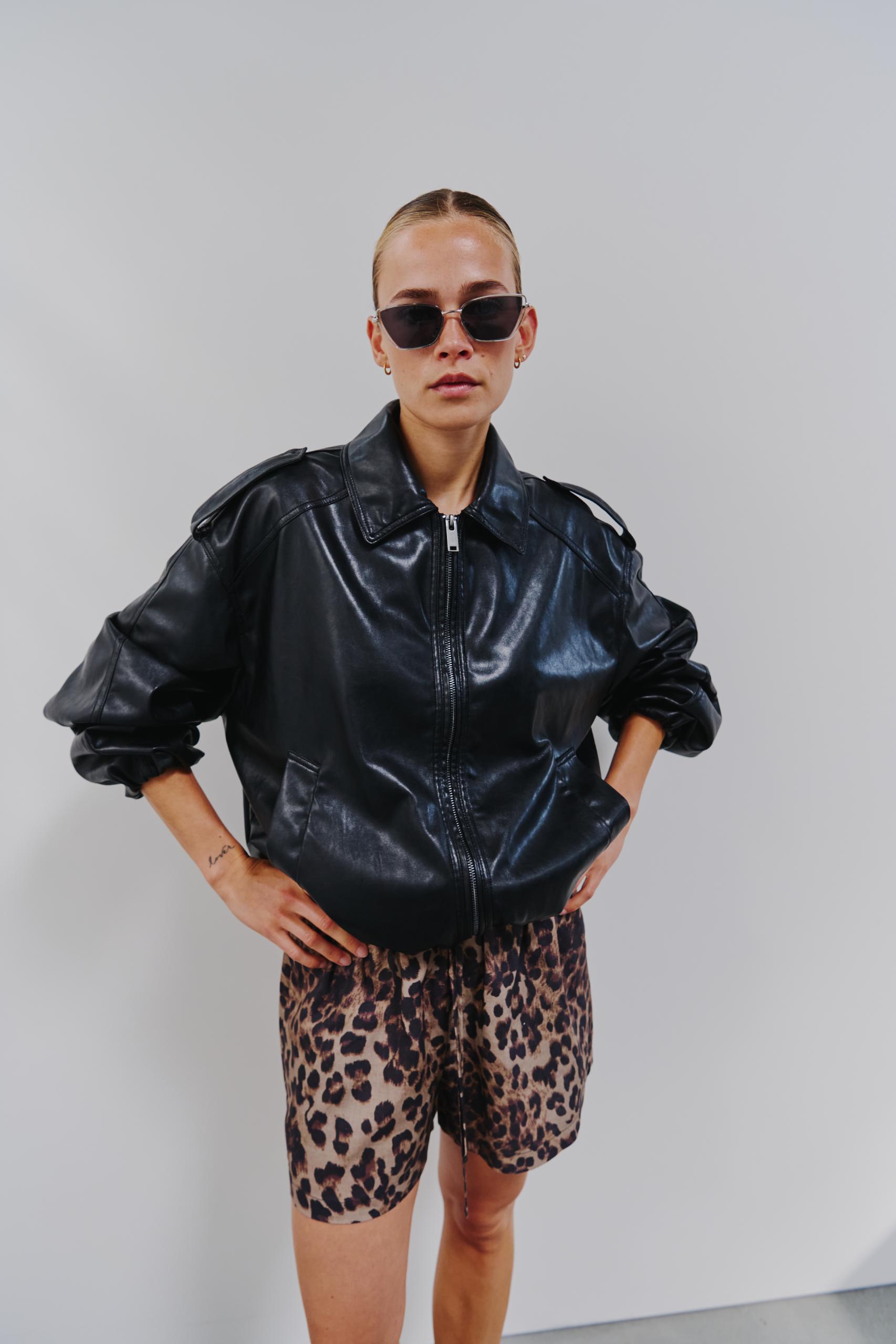 Jakker: WBLISABEL VEGAN JACKET (Størrelse: XL)