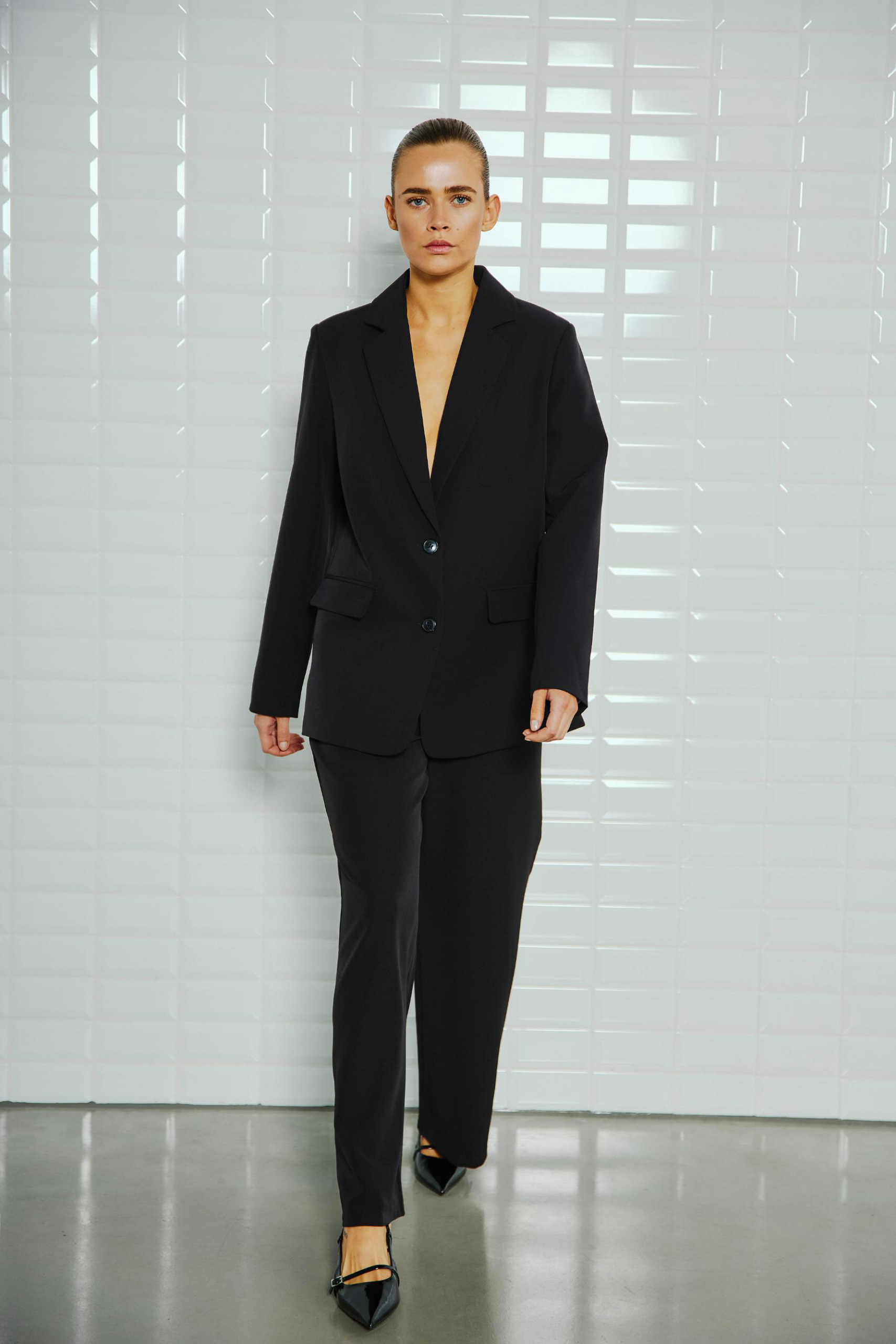 MODERN TRANSITION AW25