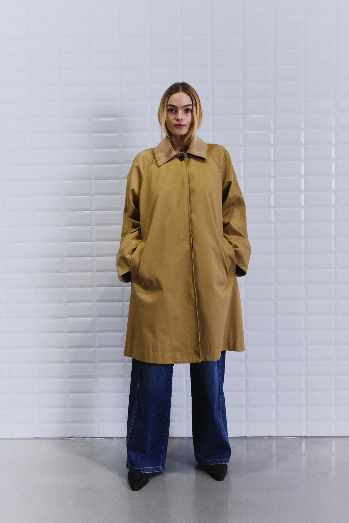 Jacken: WBLALAIA CARCOAT (Size: L)