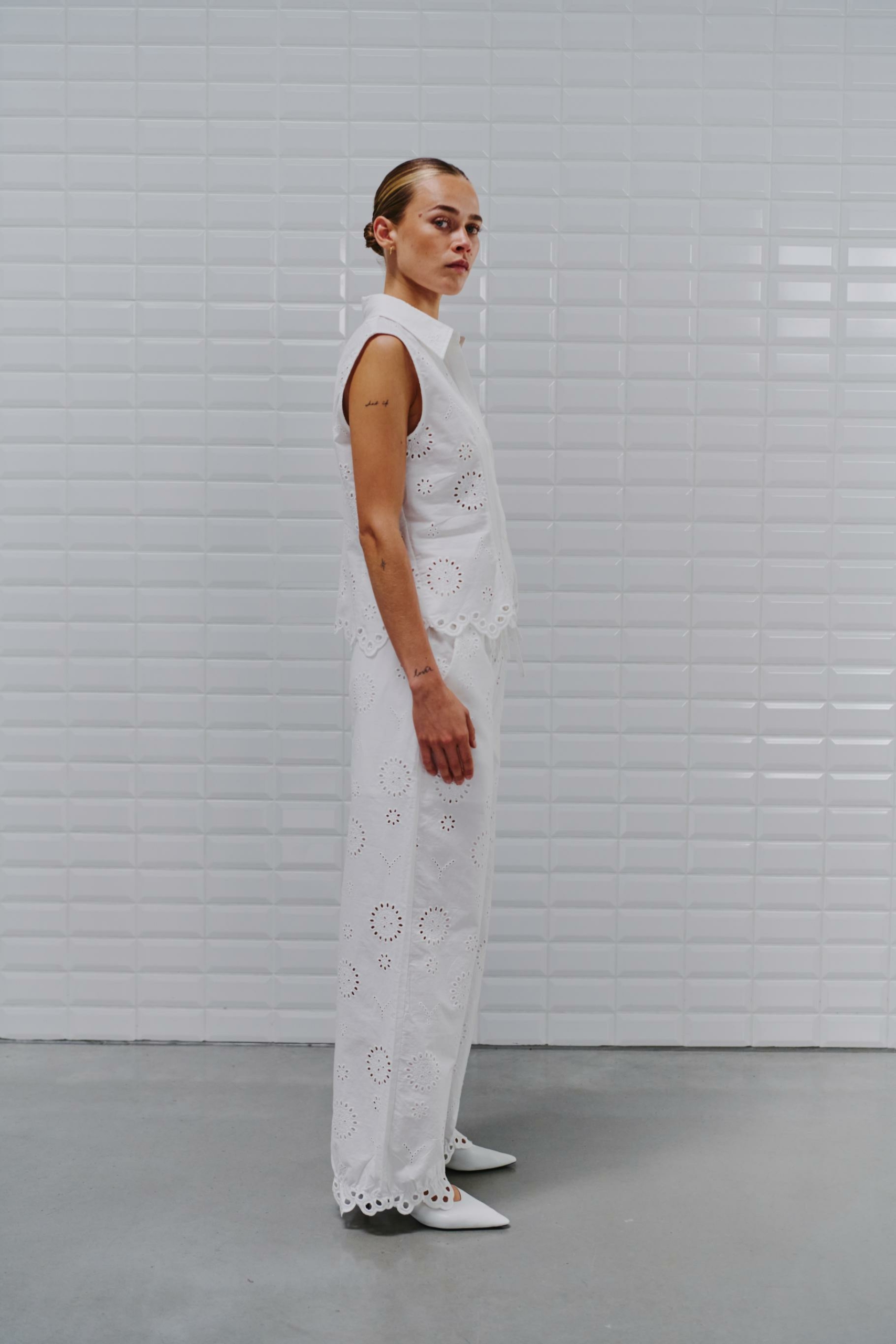 Hosen: WBLDAHLIA PULL UP PANT (Size: XL)