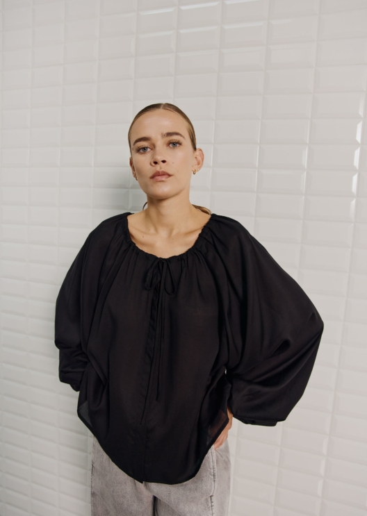 WBLRIO WIDE SLEEVE TOP