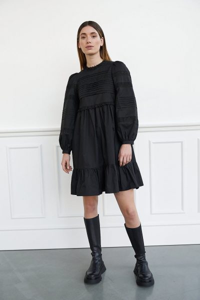WBLCINDY SHORT EMB. DRESS