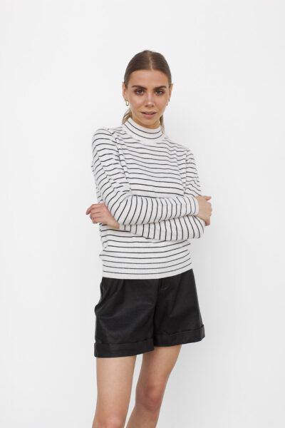 WBLPEARL HIGH NECK PULLOVER