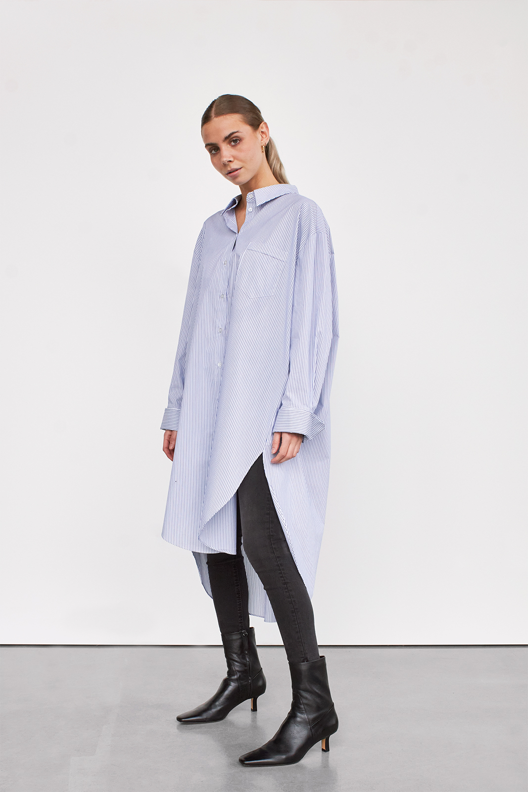 SCANDINAVIAN WARDROBE MAY
