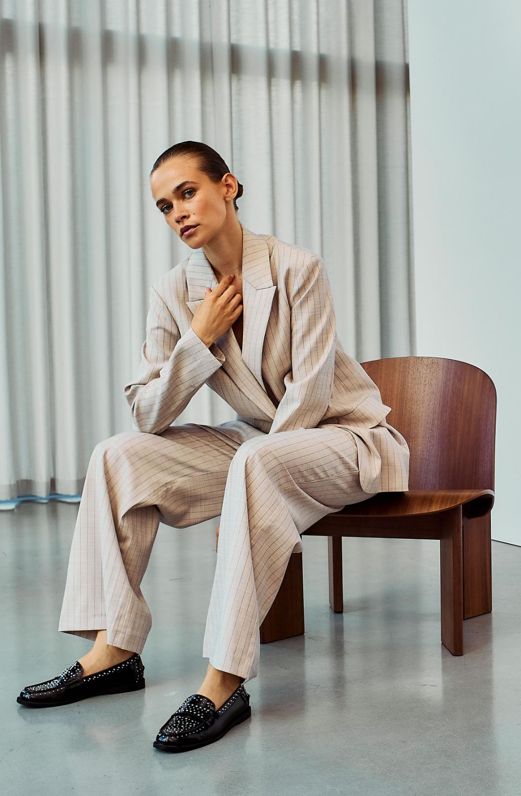 Wblviolet_Tailored_Blazer_Wide_Pant_Silver_Lining5