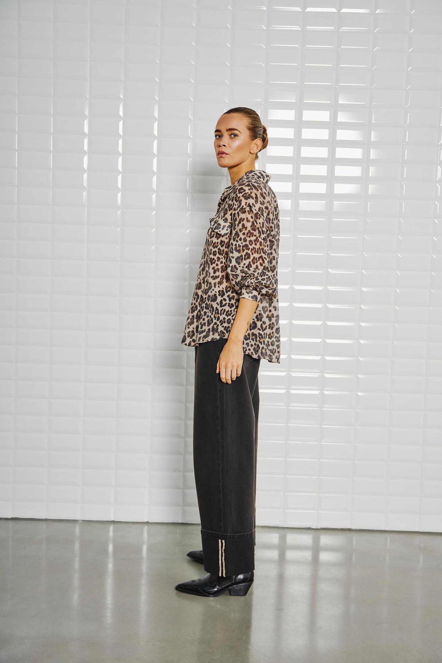 Wblsandra_Ls_Leo_Shirt_Hazel_Turn_Up_Jeans_Black5