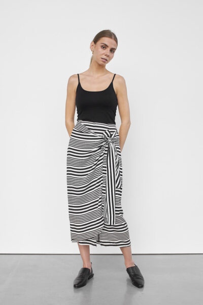 WBLCATHRINE CITY STP WRP SKIRT