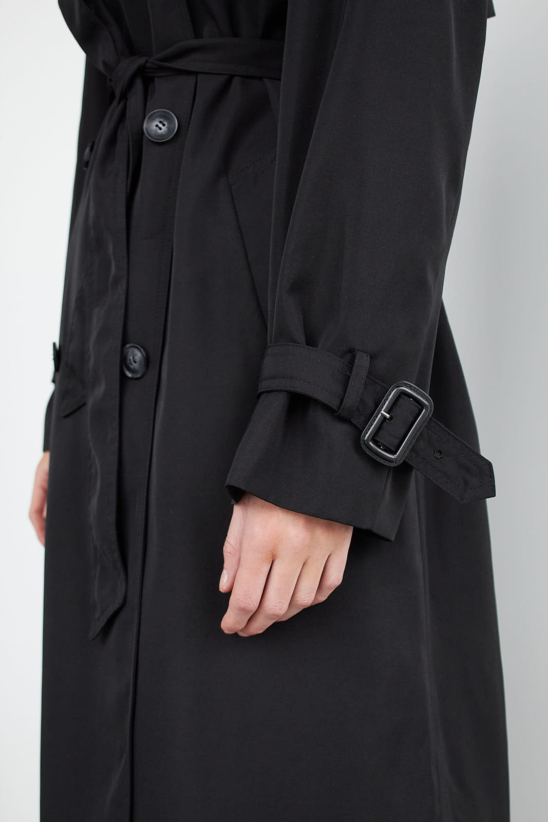 black trench mac