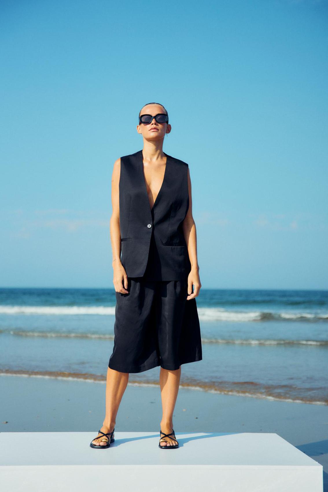 SCANDINAVIAN JOURNAL SS25