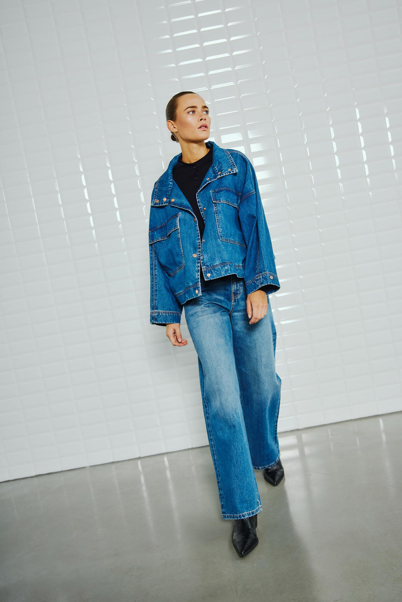 MODERN TRANSITION AW25