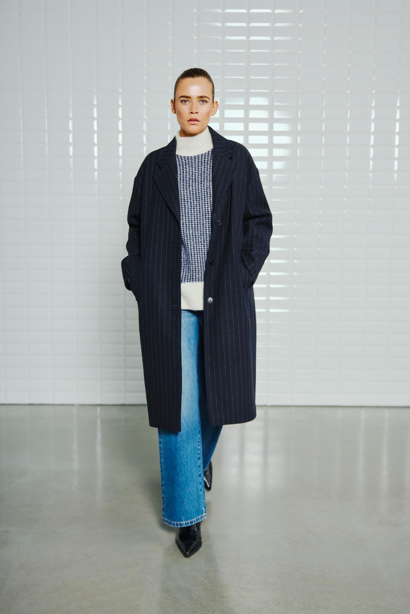 MODERN TRANSITION AW25