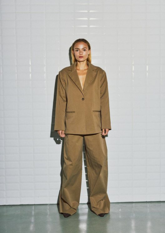 WBLLEAH BARREL LEG PANT
